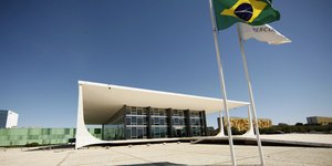 STF retoma julgamento sobre alcance da Lei Maria da Penha