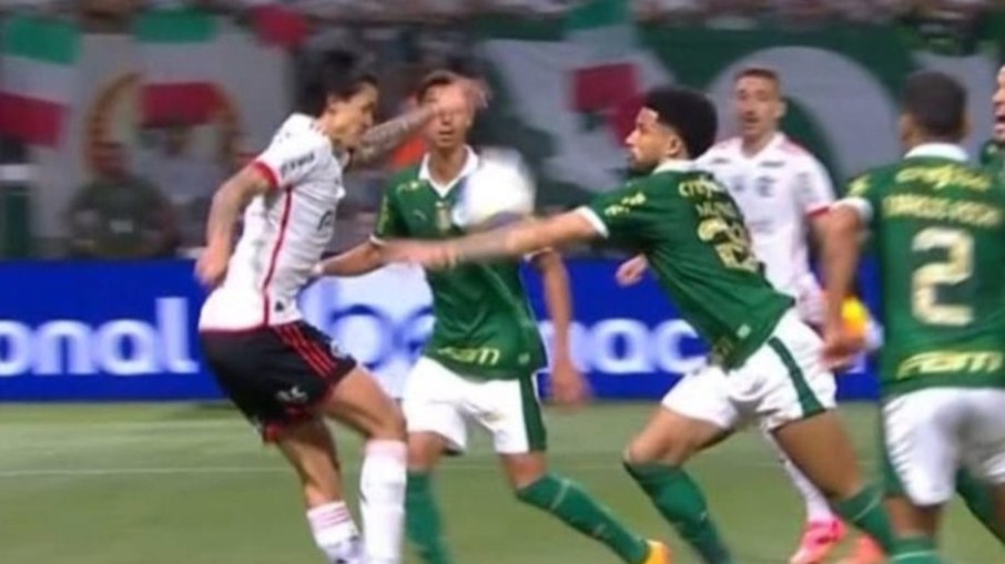 Pênalti não marcado no toque da mão do Murillo, na Copa do Brasil de 2024 Pênalti não marcado no toque da mão do Murillo, na Copa do Brasil de 2024