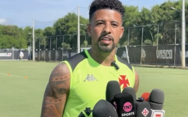 Paulinho é o primeiro do Vasco a dar coletiva em 2025