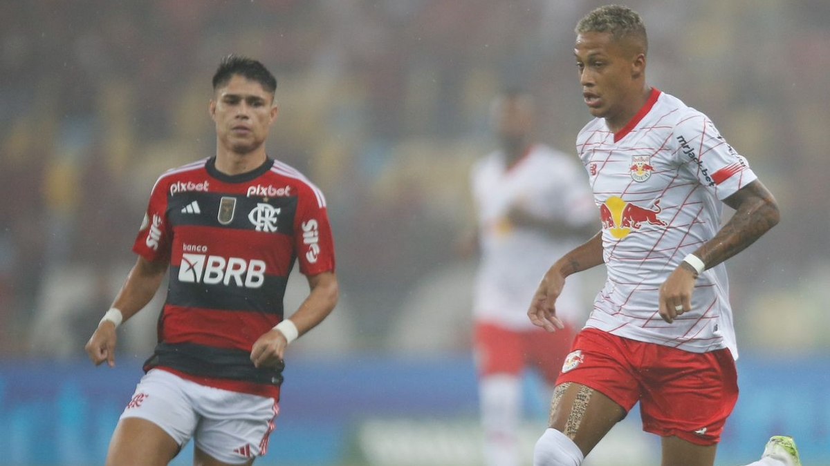 Flamengo venceu o RB Bragantino no Maracanã