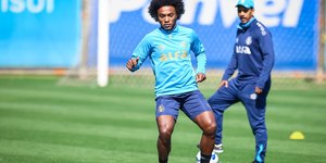 Após fiascos no Brasil, ex-Corinthians quer voltar para Europa