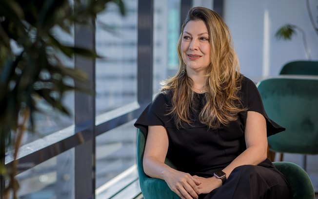 Brasil lidera em mulheres na liderança, mas desafio persiste