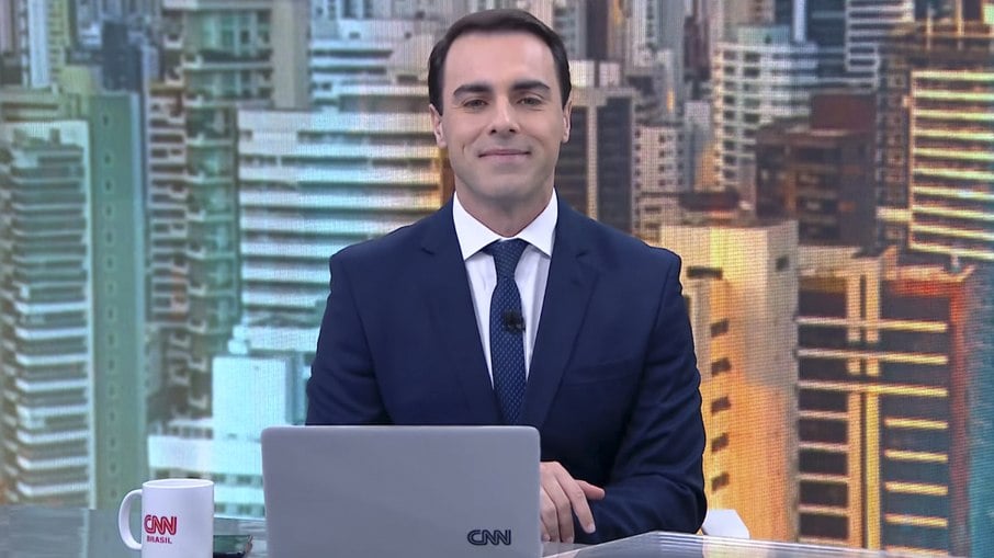 O apresentador foi contratado pela Jovem Pan para assumir telejornal matinal