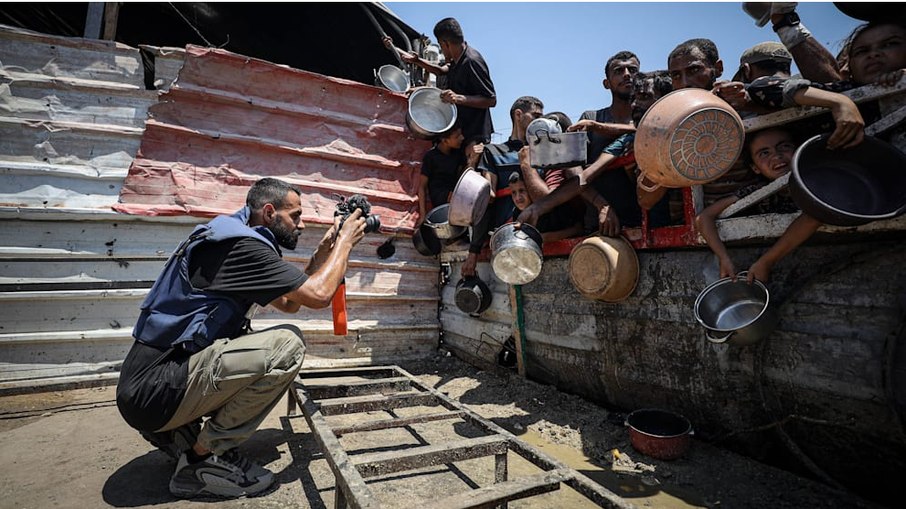 Fotógrafo do Hamas produz foto falsa sobre fome em Gaza