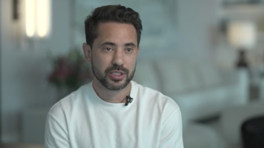 Éverton Ribeiro falou sobre como recebeu o diagnóstico de câncer Éverton Ribeiro falou sobre como recebeu o diagnóstico de câncer