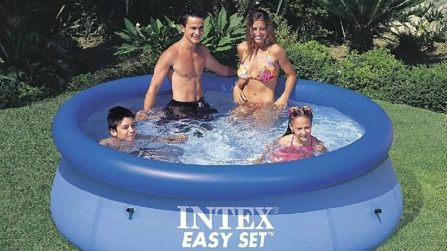 Piscina inflável redonda da marca Intex