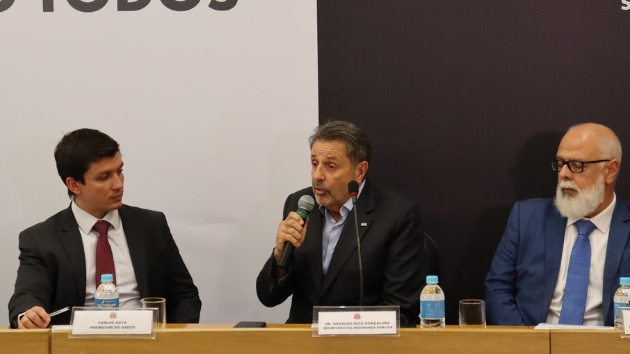 Coletiva de Imprensa sobre o caso Ayub Coletiva de Imprensa sobre o caso Ayub