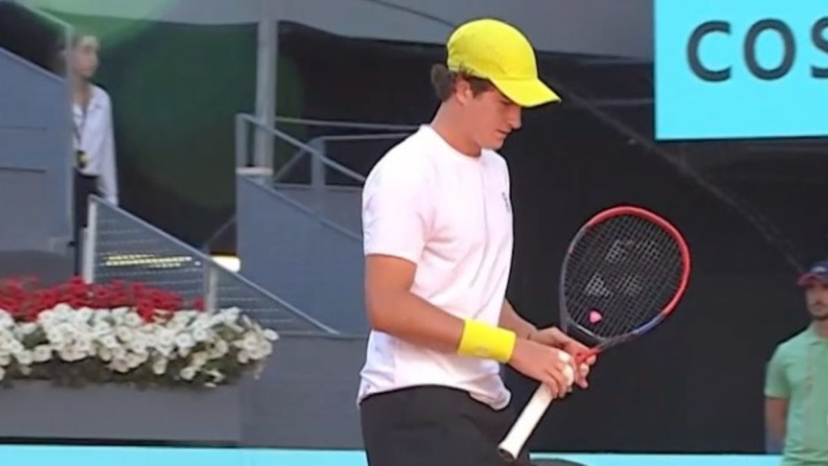 João Fonseca perde na estreia e dá adeus ao Challenger de Estoril João Fonseca perde na estreia e dá adeus ao Challenger de Estoril