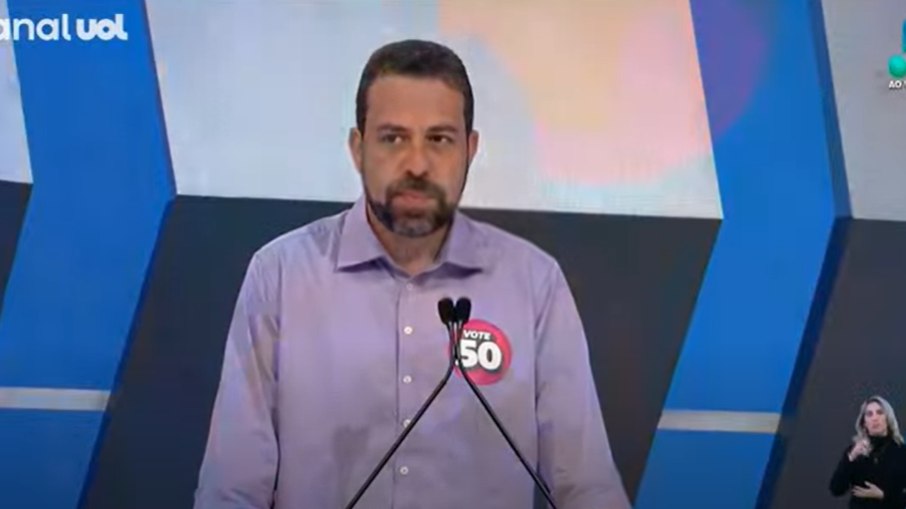 Boulos foi entrevistado ao vivo após Nunes cancelar presença em debate UOL/Folha/RedeTV 