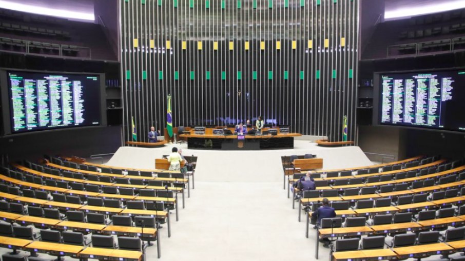Corredores vazios no Congresso Nacional