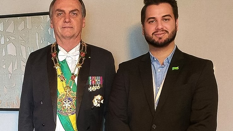 PF prende ex-assessor de Bolsonaro, Filipe Martins, no Paraná