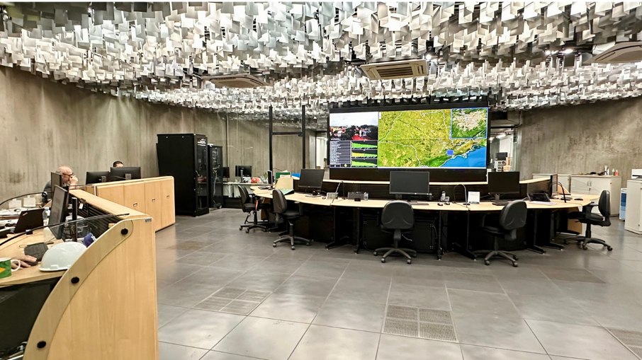 Sala central de qualidade doar da Cetesb.