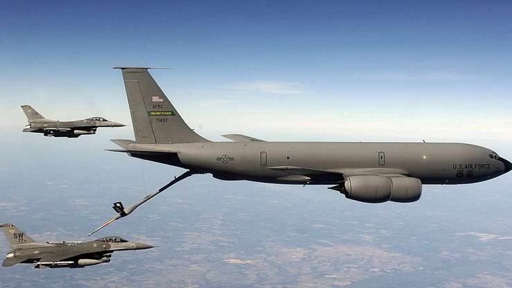 EUA confirma quatro mortes em queda de avião; Irã assume ação