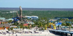 Turistas de cruzeiro morrem afogados em resort milionário