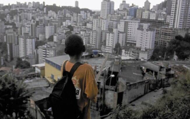 Situação de extrema pobreza aumenta em 25 dos 27 estados brasileiros, aponta estudo