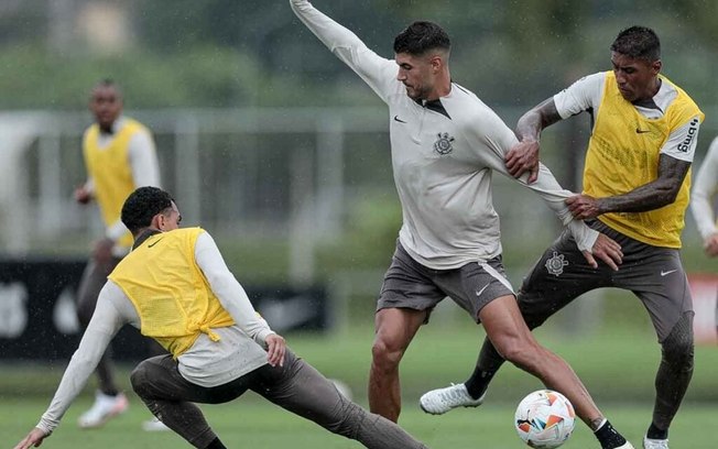 Elenco do Corinthians se prepara para teste fora de casa