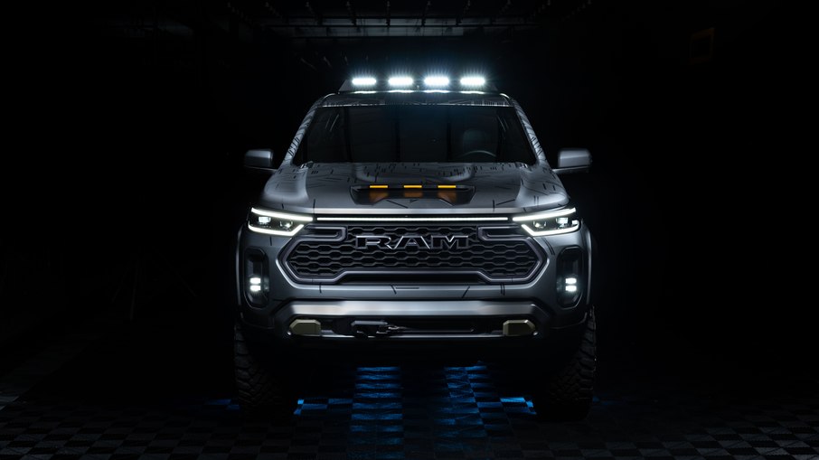 RAM Dakota Nightfall Concept RAM Dakota Nightfall Concept