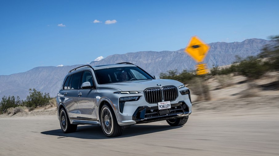 BMW X7 xDrive40i M Sport BMW X7 xDrive40i M Sport