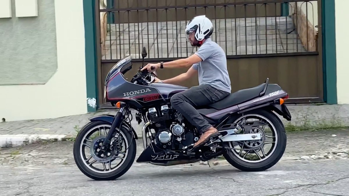 Honda CBX 750 F, a lendária 7 Galo - Notícias sobre veiculos