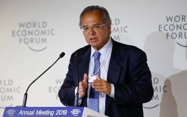 Em Davos, na Suíça, a avaliação geral é de que Paulo Guedes tem apresentado boas propostas para a economia brasileira