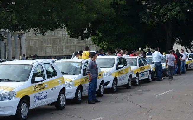 Governo Lula dá aval ao processo que pode levar ao fim da obrigatoriedade da autoescola Governo Lula dá aval ao processo que pode levar ao fim da obrigatoriedade da autoescola