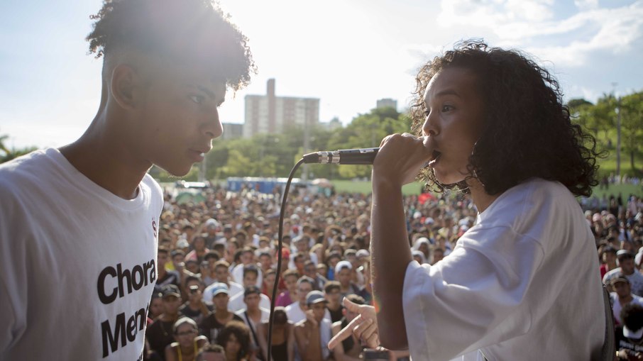 O evento que reúne MCs de São Paulo e de outros 13 estados tem o objetivo de dar visibilidade para MCs fora do eixo Rio-São Paulo O evento que reúne MCs de São Paulo e de outros 13 estados tem o objetivo de dar visibilidade para MCs fora do eixo Rio-São Paulo