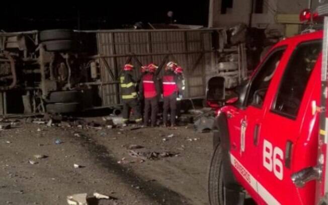 Os acidentes de trânsito estão entre as principais causas de morte no Equador; o de hoje deixou 23 mortos