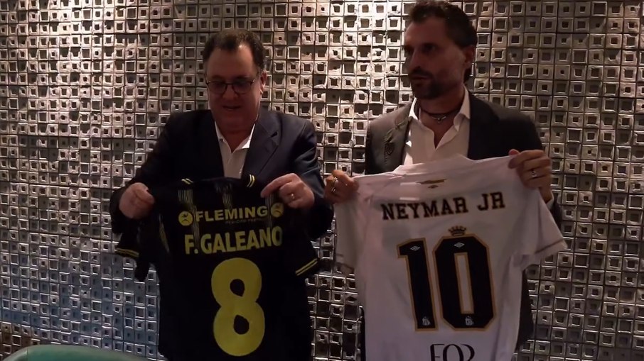 Luis Vidal, presidente do Recoleta de 52 anos, pensou, mas não entrou em campo na Vila