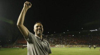 Artur Jorge elogia atitude e mentalidade do Botafogo
