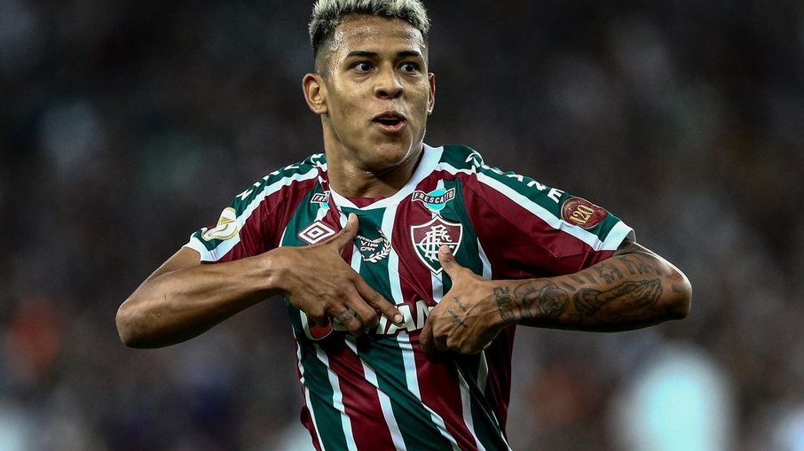 Time italiano deve oferecer R$ 37 mi ao Fluminense por Matheus Martins
