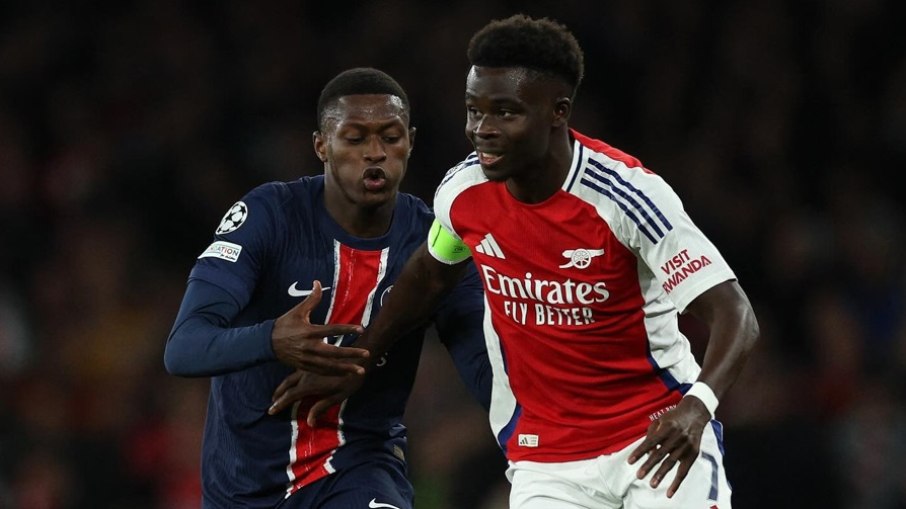 Com gols de Saka e Havertz, Arsenal bate PSG pela Champions League