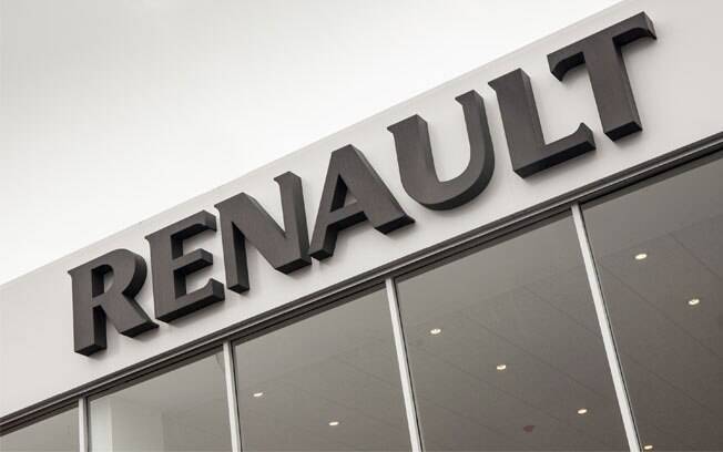A Renault é acusada de fraudar os testes de emissões de poluentes de milhares de carros -a prática, segundo os investigadores, acontece desde 1990.