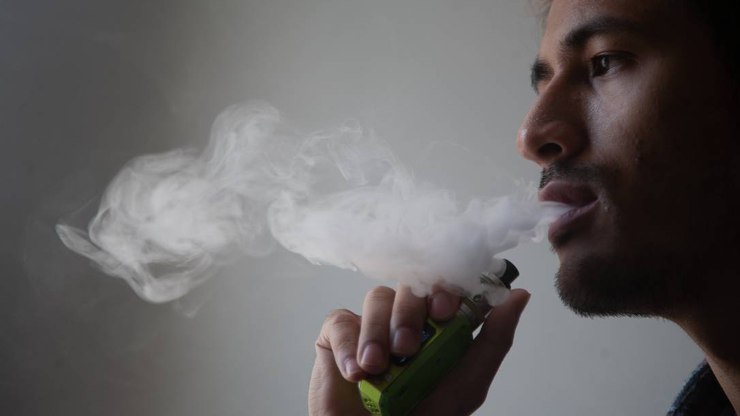 Cigarros eletrônicos: redes sociais têm 48h para remover anúncios