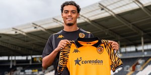 Filho de Ronaldinho Gaúcho vira alvo de críticas na Europa