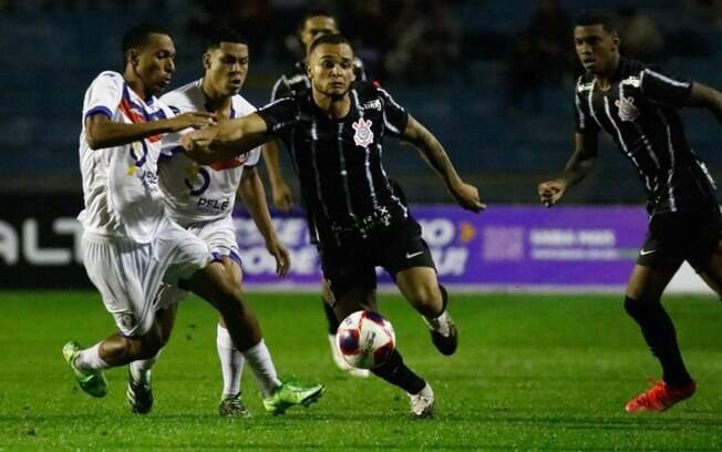 River-PI x Corinthians: saiba onde assistir ao duelo pela Copa SP de Futebol Júnior