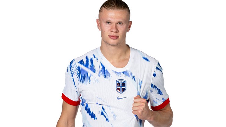 Haaland faz dois, e Noruega manda Itália para repescagem europeia