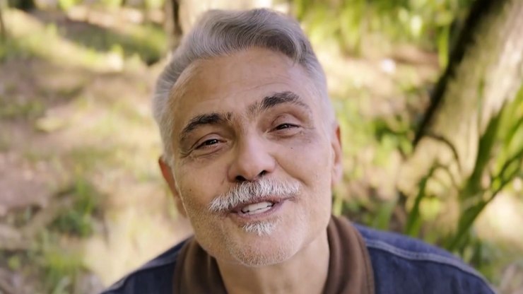 Tarcísio Filho fala sobre os últimos instantes de Glória Menezes