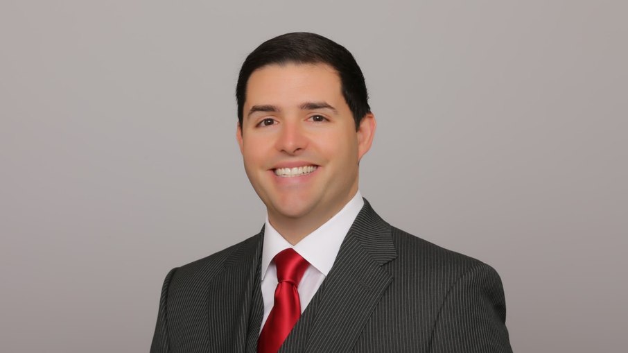 Jed York, empresário e coproprietário de clubes como Leeds United, Rangers e San Francisco 49ers. Jed York, empresário e coproprietário de clubes como Leeds United, Rangers e San Francisco 49ers.