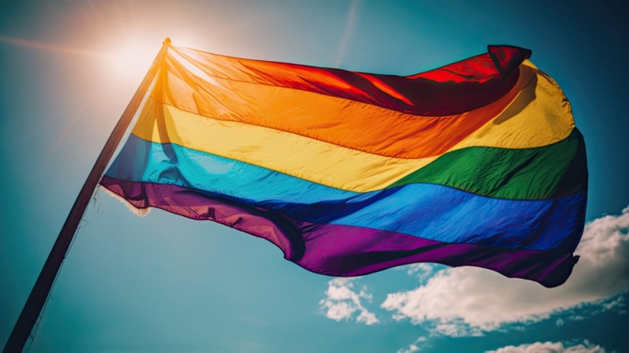 O Dia Internacional do Orgulho LGBTQIAPN+ é comemorado anualmente no dia 28 de junho