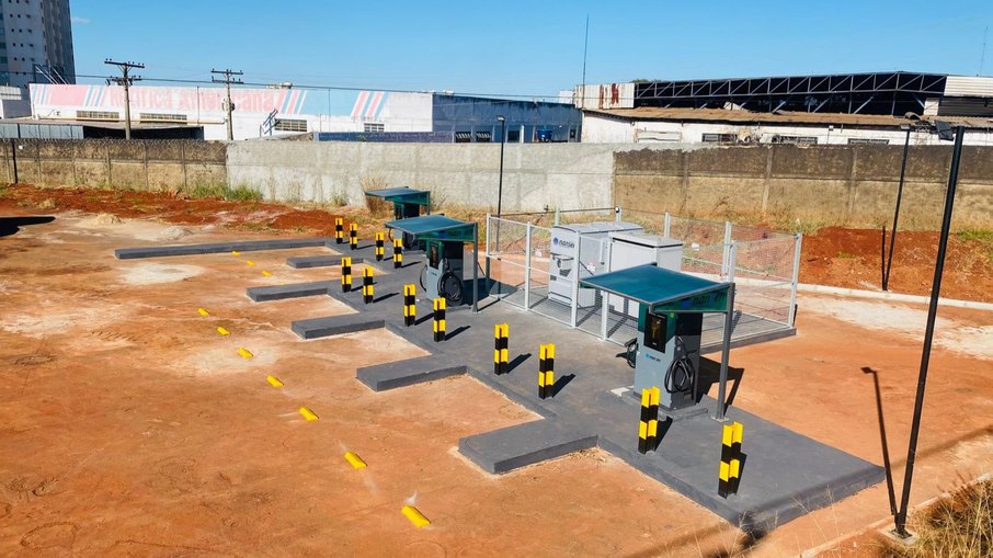 Infraestrutura de recarga do BRT recebe módulos de alta potência em Goiânia