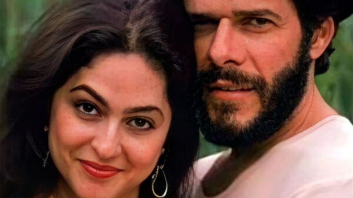 Simone Carvalho e José Mayer em 'Tieta'