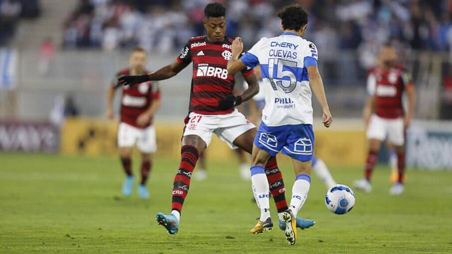 Flamengo recebe a Universidad Católica nesta terça-feira, pela Libertadores