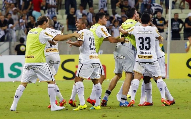 Inspiração: em 2014, Botafogo eliminou Ceará da Copa do Brasil com dois gols em dois minutos