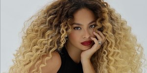 5 influenciadoras que definem as tendências para cabelos afro