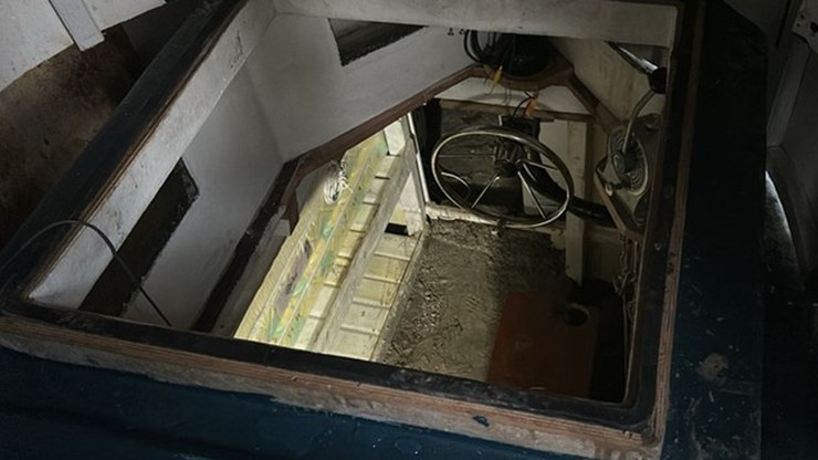 Polícia Federal intercepta embarcação semissubmersível que levaria drogas para a Europa