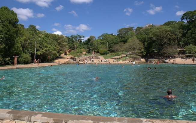 Parque Nacional de Brasília tem piscinas de água mineral