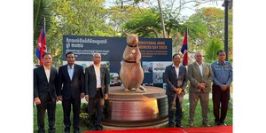 Rato farejador de bombas é homenageado com estátua
