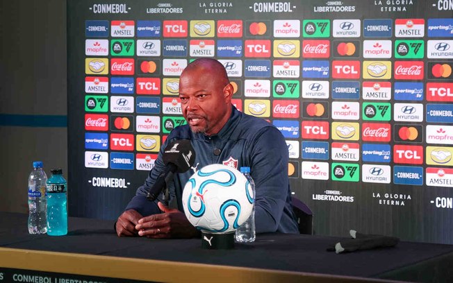 Marcão pode ser mantido no cargo no Fluminense