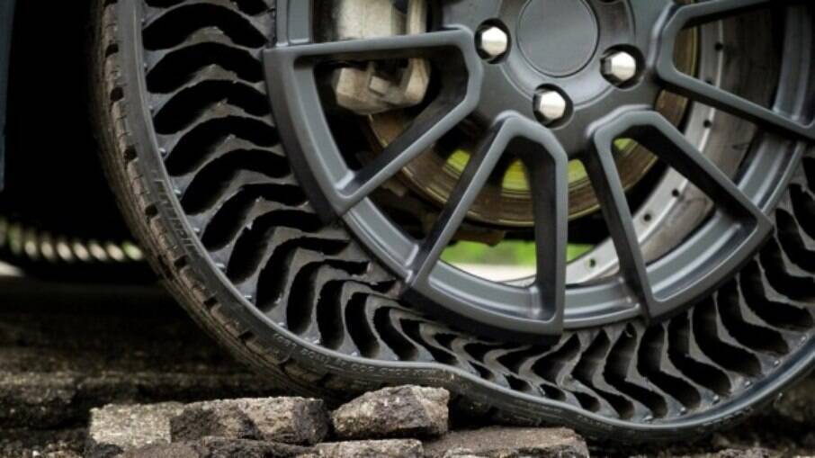 UPTIS da Michelin é o primeiro pneu para automóveis sem ar, que está prestes a ser usado em carros fabricados em série