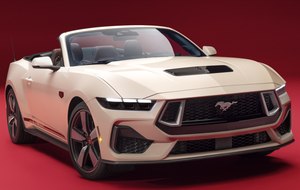 Ford Mustang recebe kit comemorativo de aniversário de 60 anos nos EUA